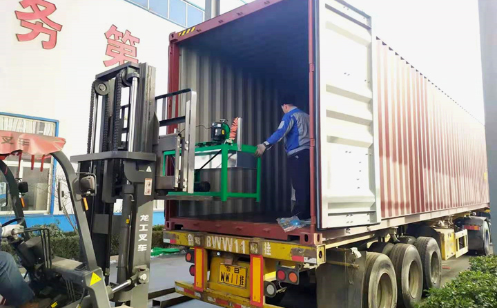 香蕉福利导航生產線裝車中